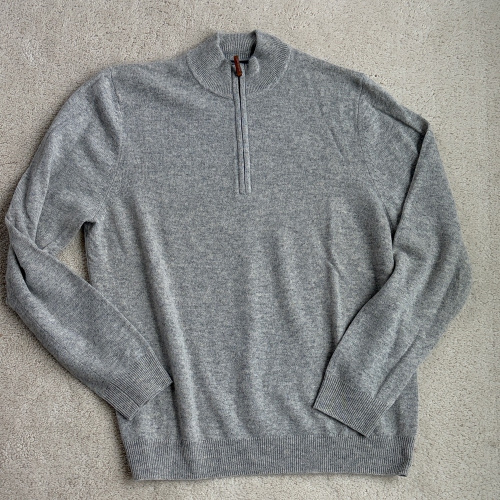 Men's Gray Sweater - Picture 1 of 7